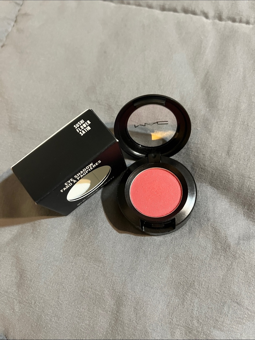 MAC Cosmetics Eyeshadow Shade Sushi Flower